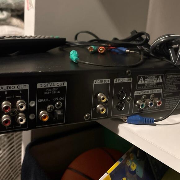 WORKS! Sony CD / DVD Player Digital Cinema w/ Remote DVP-S360 - Picture 8 of 9